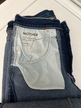 MOTHER Mid Rise Rambler Zip Ankle Fray Jeans - Dark Blue